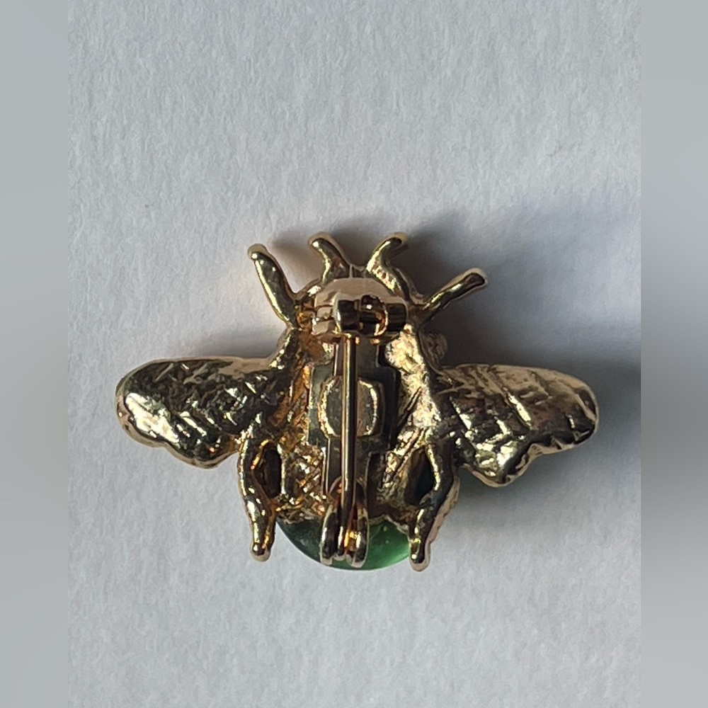 Vintage Gold Bee Pin With Green Tigers Eye Stone - Picture 5 of 6